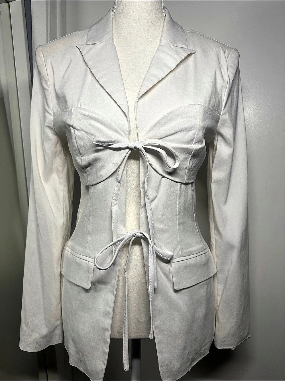 Forever 21 Jackets/Trucker Tie Front White XS NWT